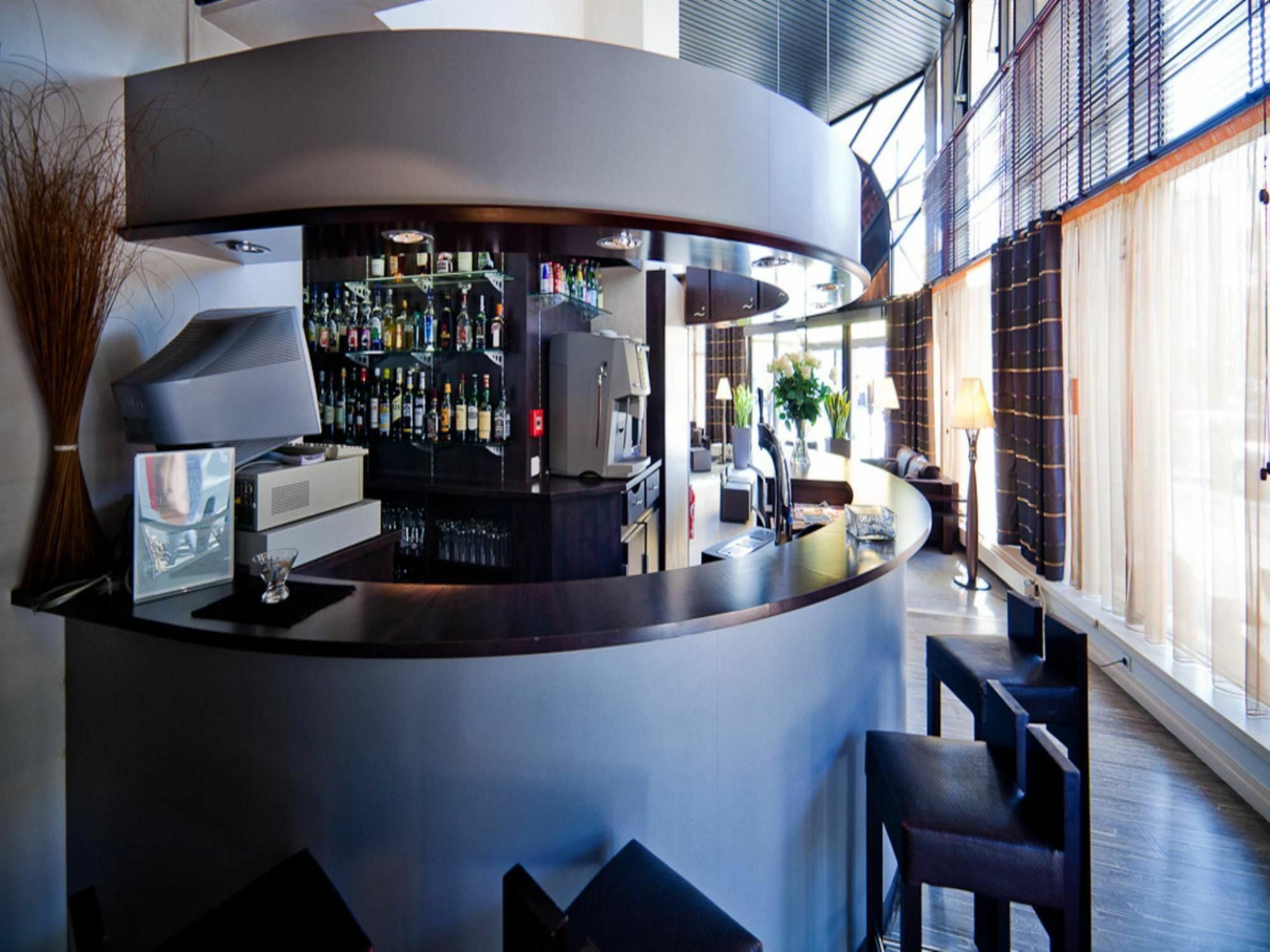 Hotel Kyriad Prestige 4*